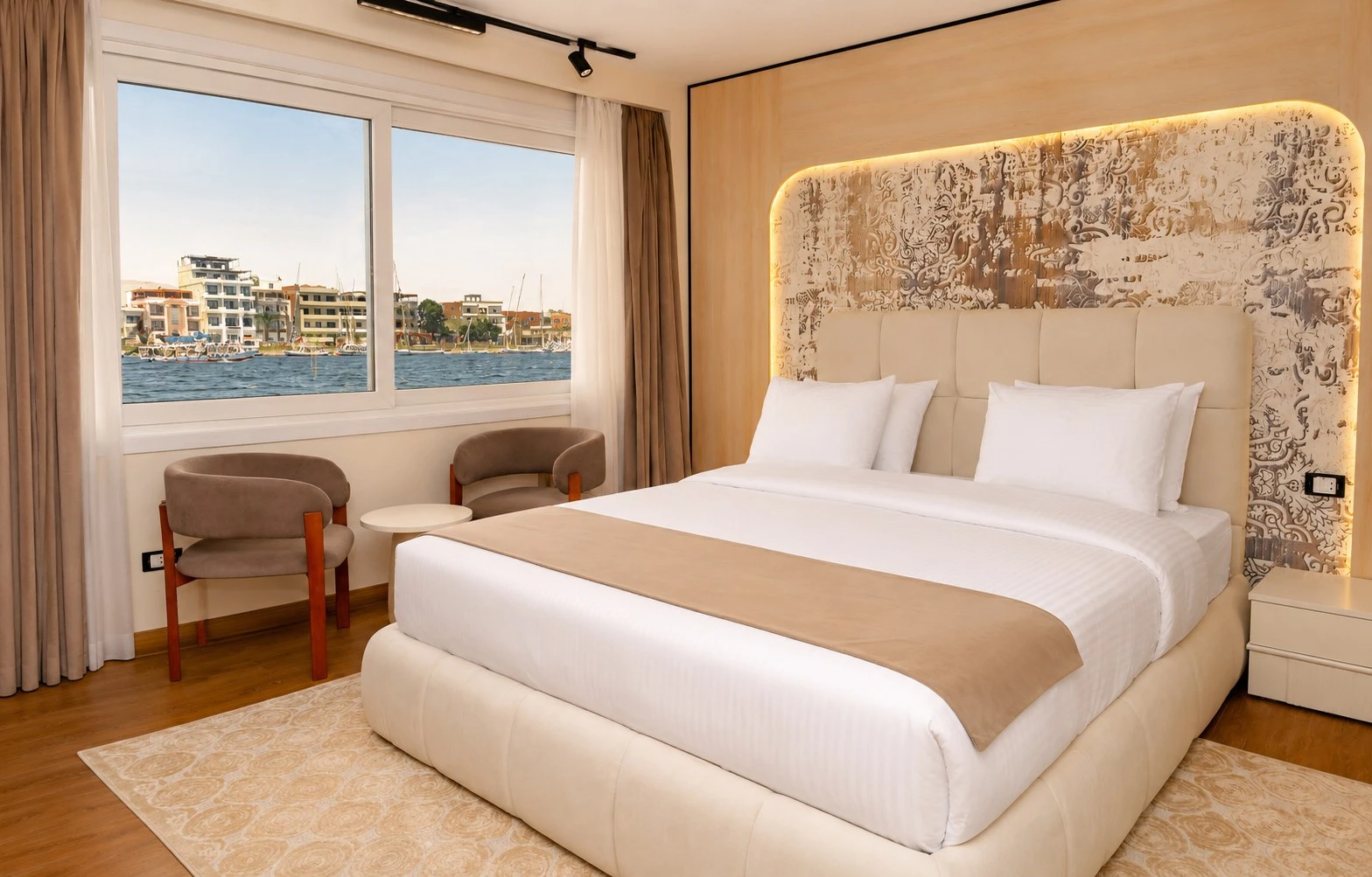 Luxury King Bed aboard Hathor, Luxor → Aswan