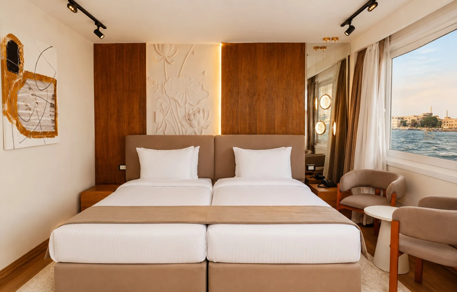 Luxury Twin Bed : Luxor / Aswan / Luxor