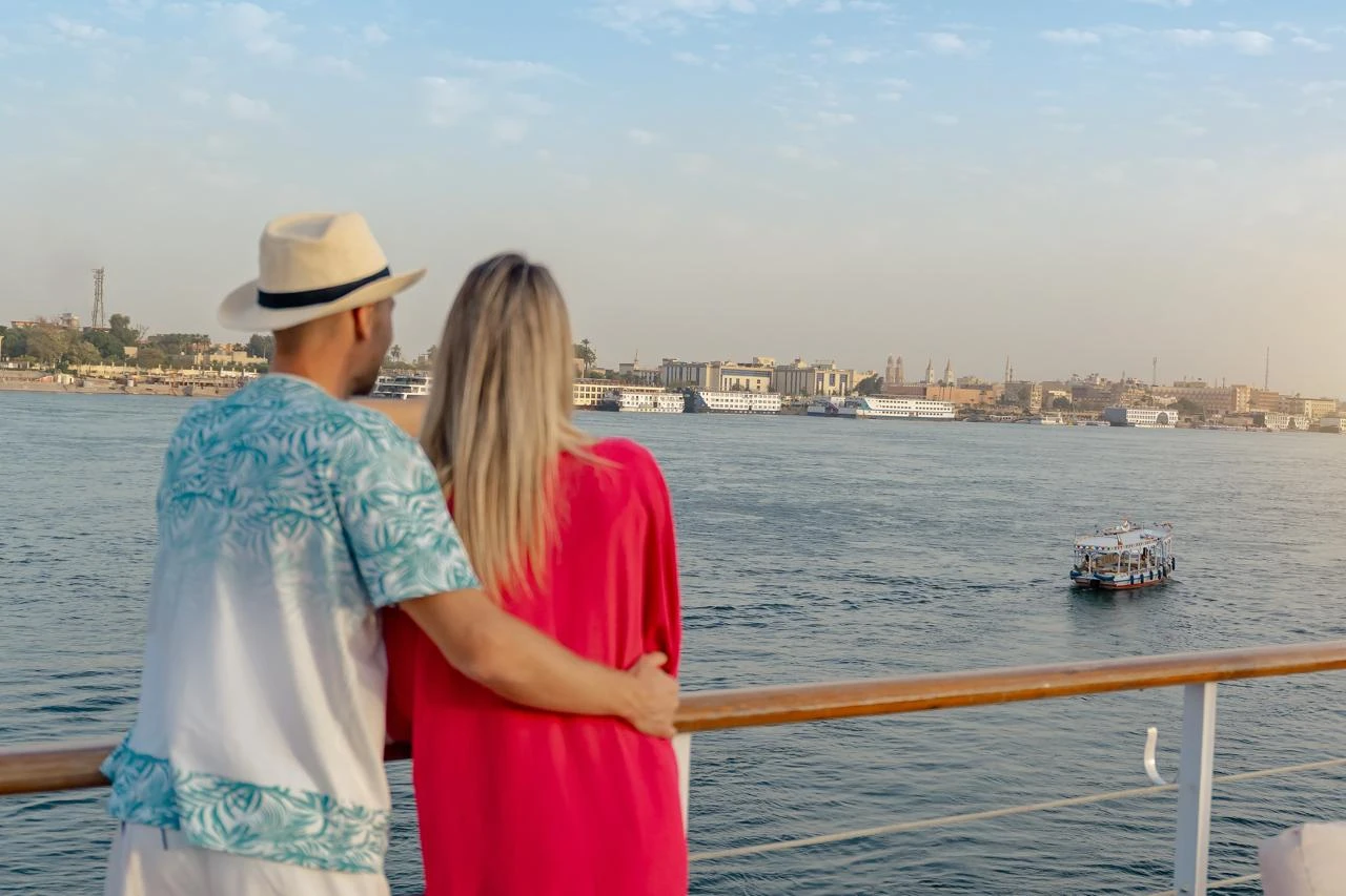Explore Luxor in Luxury